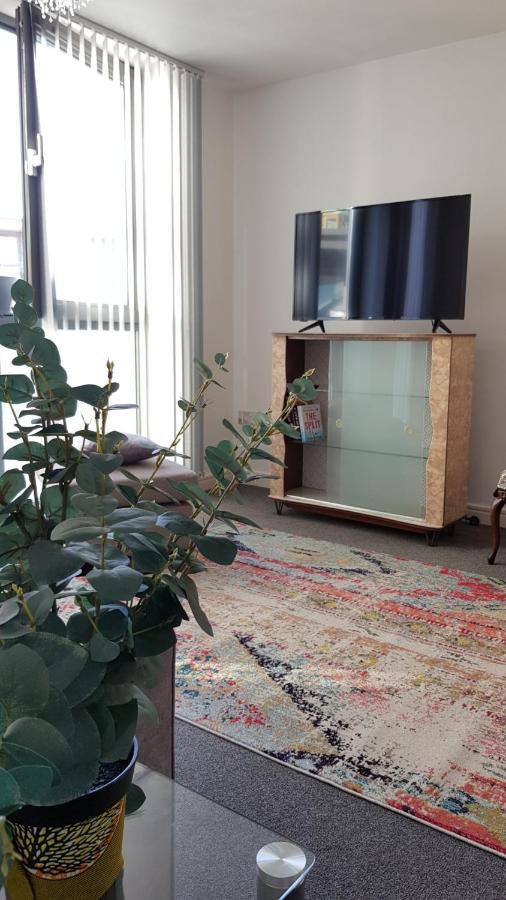 City Centre 1 Bed Apartment With Free On Site Parking With Cctv By Lets Relocations เบอร์มิงแฮม ภายนอก รูปภาพ